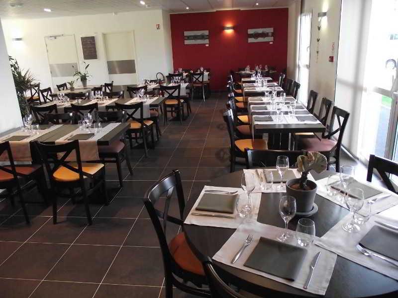 Brit Hotel Saint-Meen-Le-Grand En Broceliande Exteriör bild